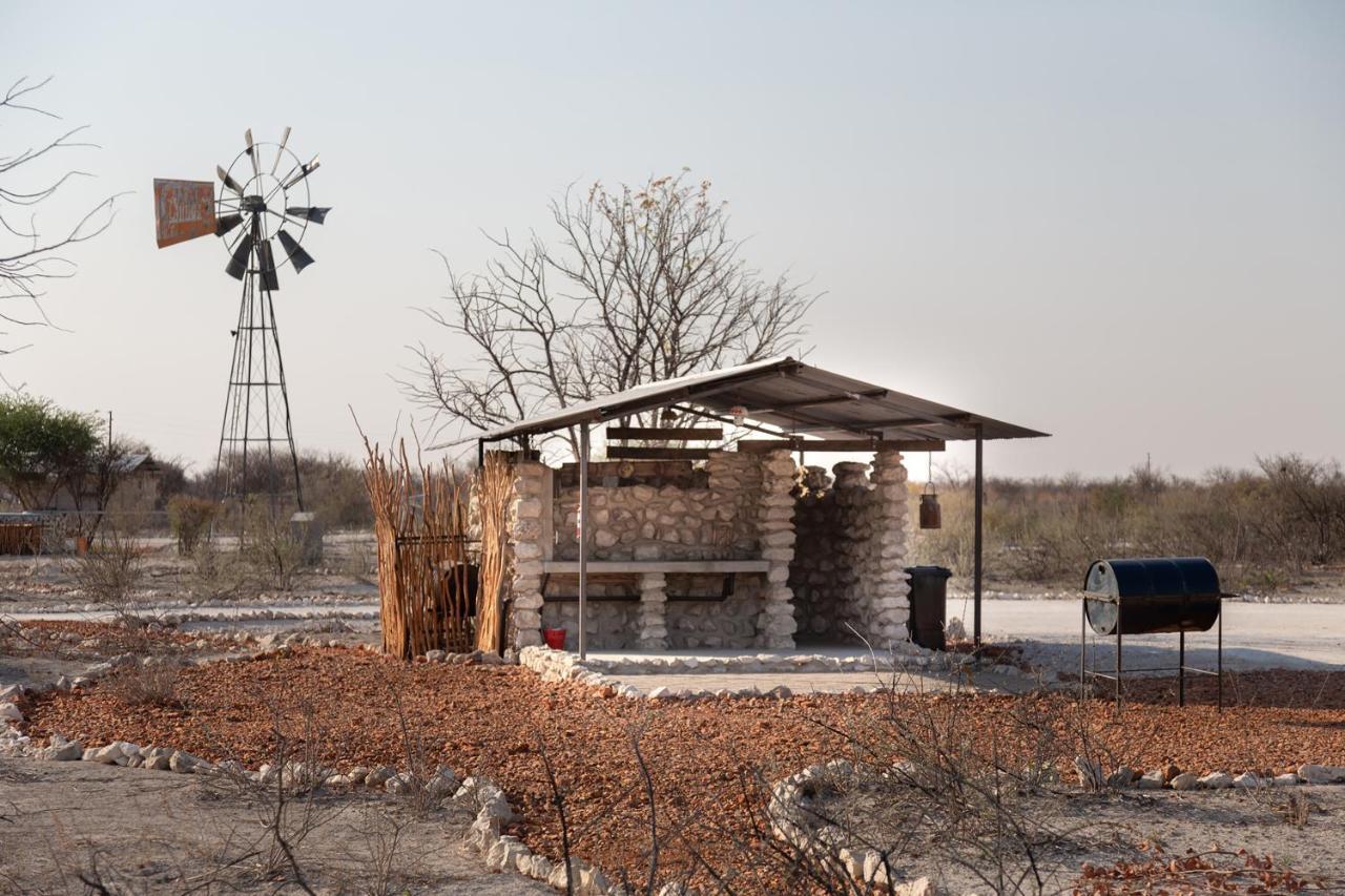 Etosha Trading Post Campsite Окаукуэджо Экстерьер фото